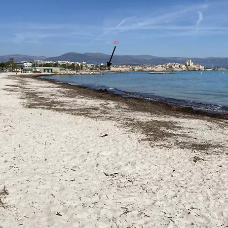 Vue Mer Et Remparts. Entre Vieille Ville Et Plages Antibes Exterior foto