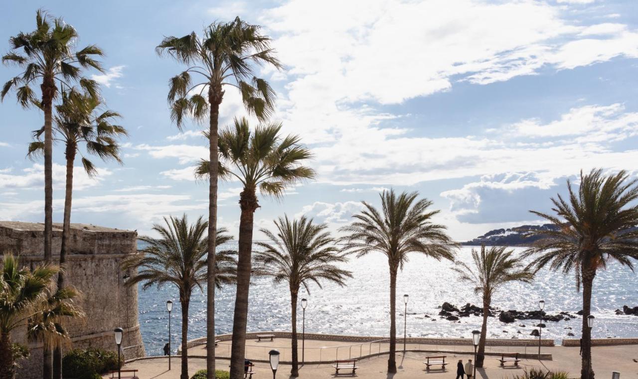 Vue Mer Et Remparts. Entre Vieille Ville Et Plages Antibes Exterior foto