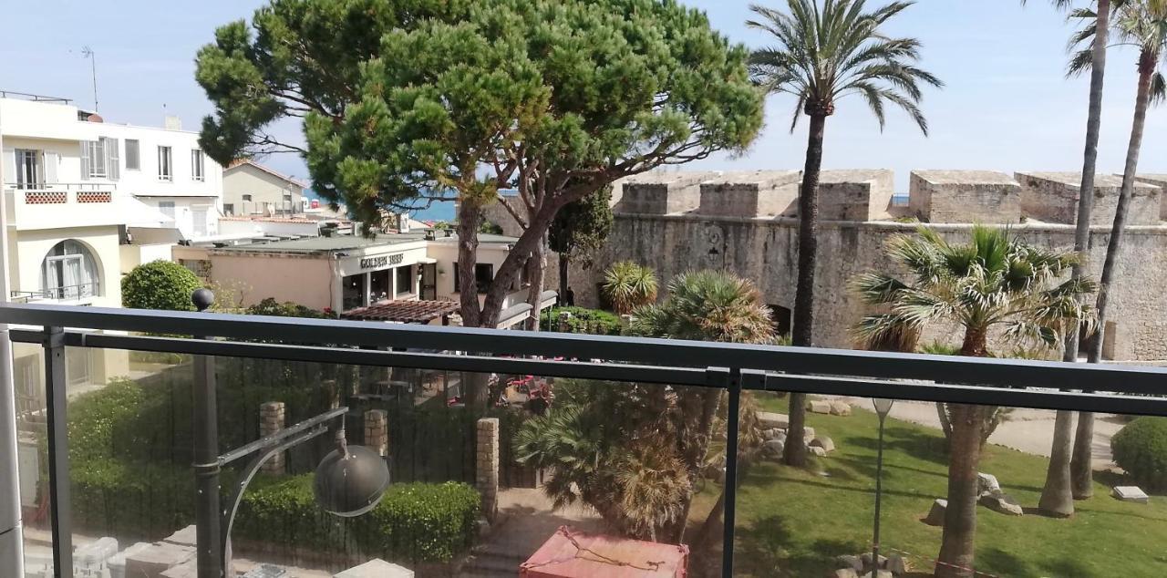 Vue Mer Et Remparts. Entre Vieille Ville Et Plages Antibes Exterior foto